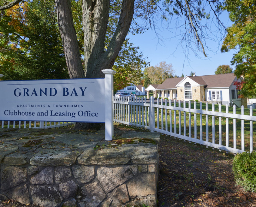 Grand Bay Apartments and Townhomes Clubhouse and Leasing Office